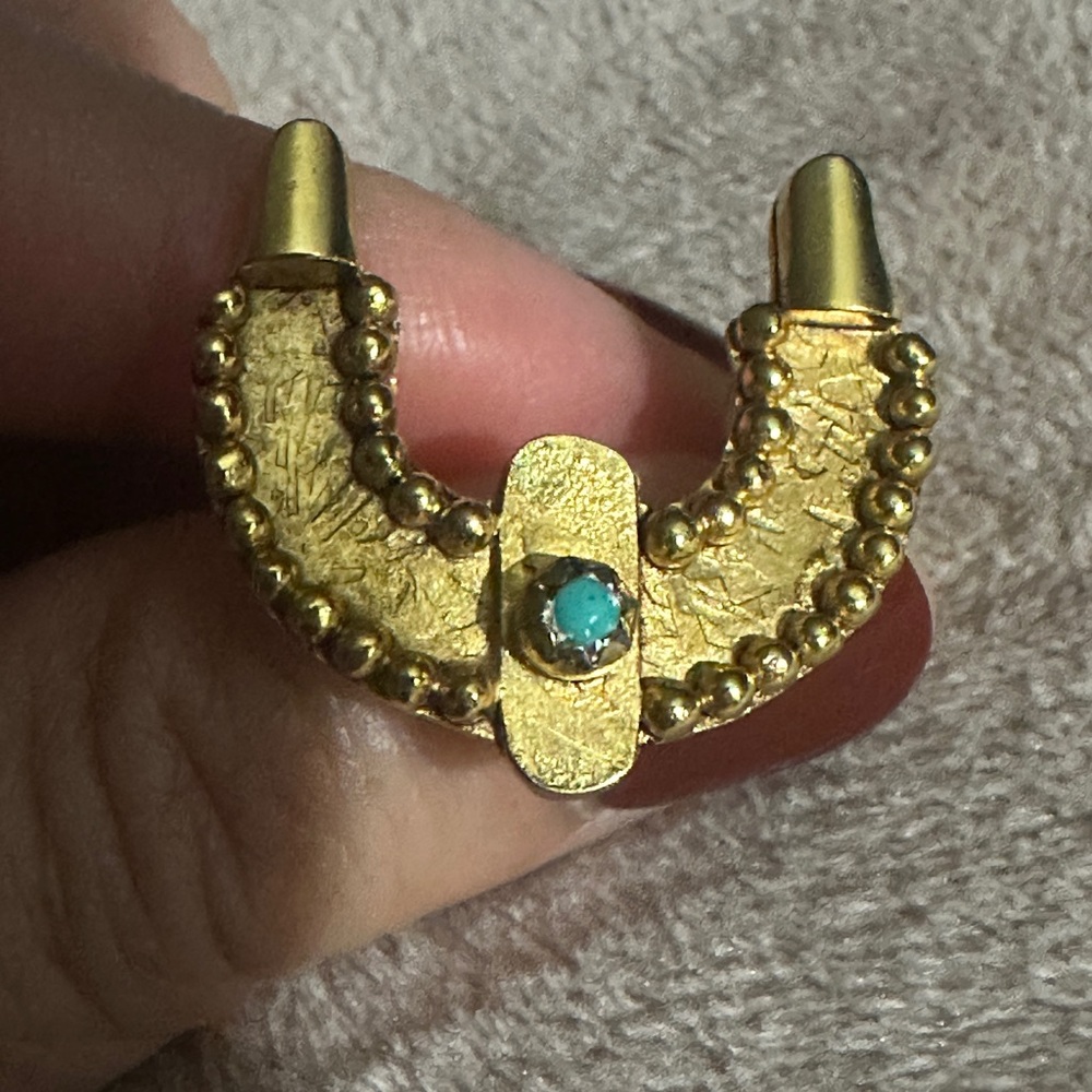 Goldtone Horseshoe Ring with Turquoise detail size 7 - Picture 3 of 5